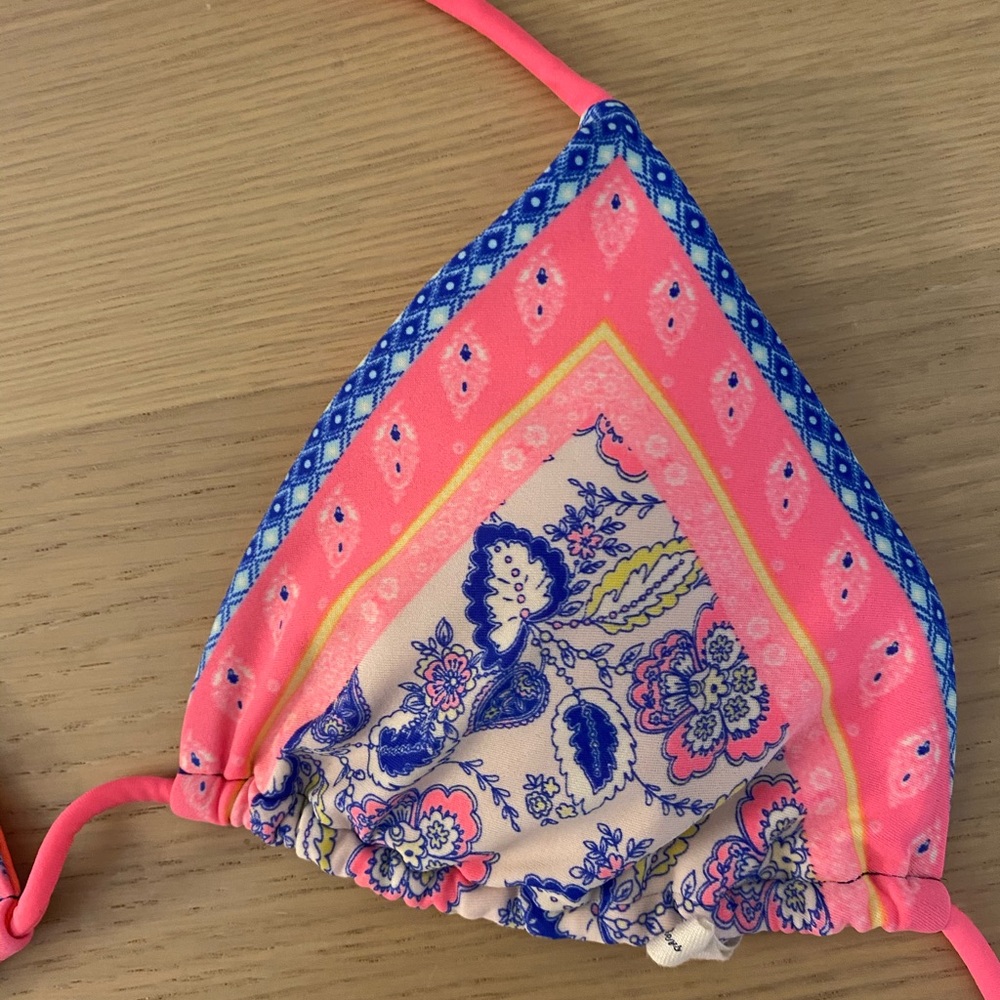 American Eagle pink bikini top
